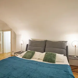 Lazenska N4 Apartahotel Praga